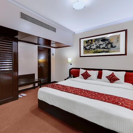 Quality Inn Regency, Nashik Εξωτερικό φωτογραφία