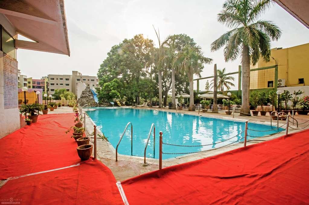 Quality Inn Regency, Nashik Ανέσεις φωτογραφία