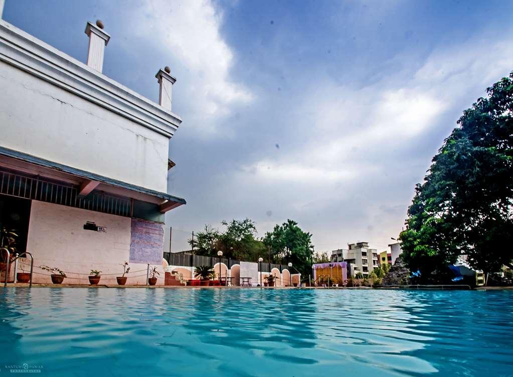 Quality Inn Regency, Nashik Ανέσεις φωτογραφία