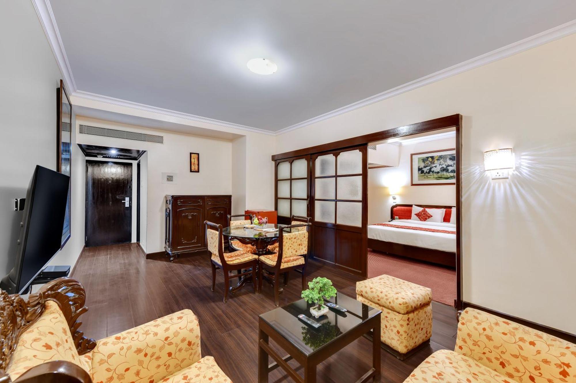 Quality Inn Regency, Nashik Εξωτερικό φωτογραφία