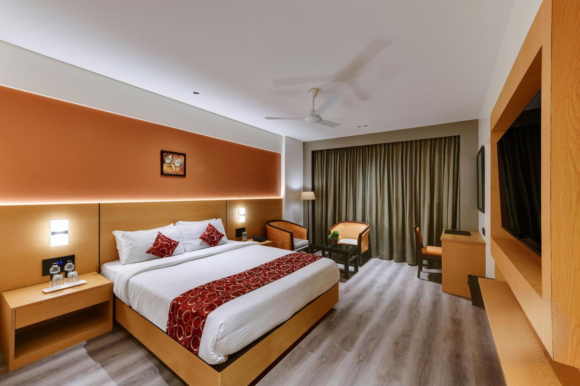 Quality Inn Regency, Nashik Εξωτερικό φωτογραφία
