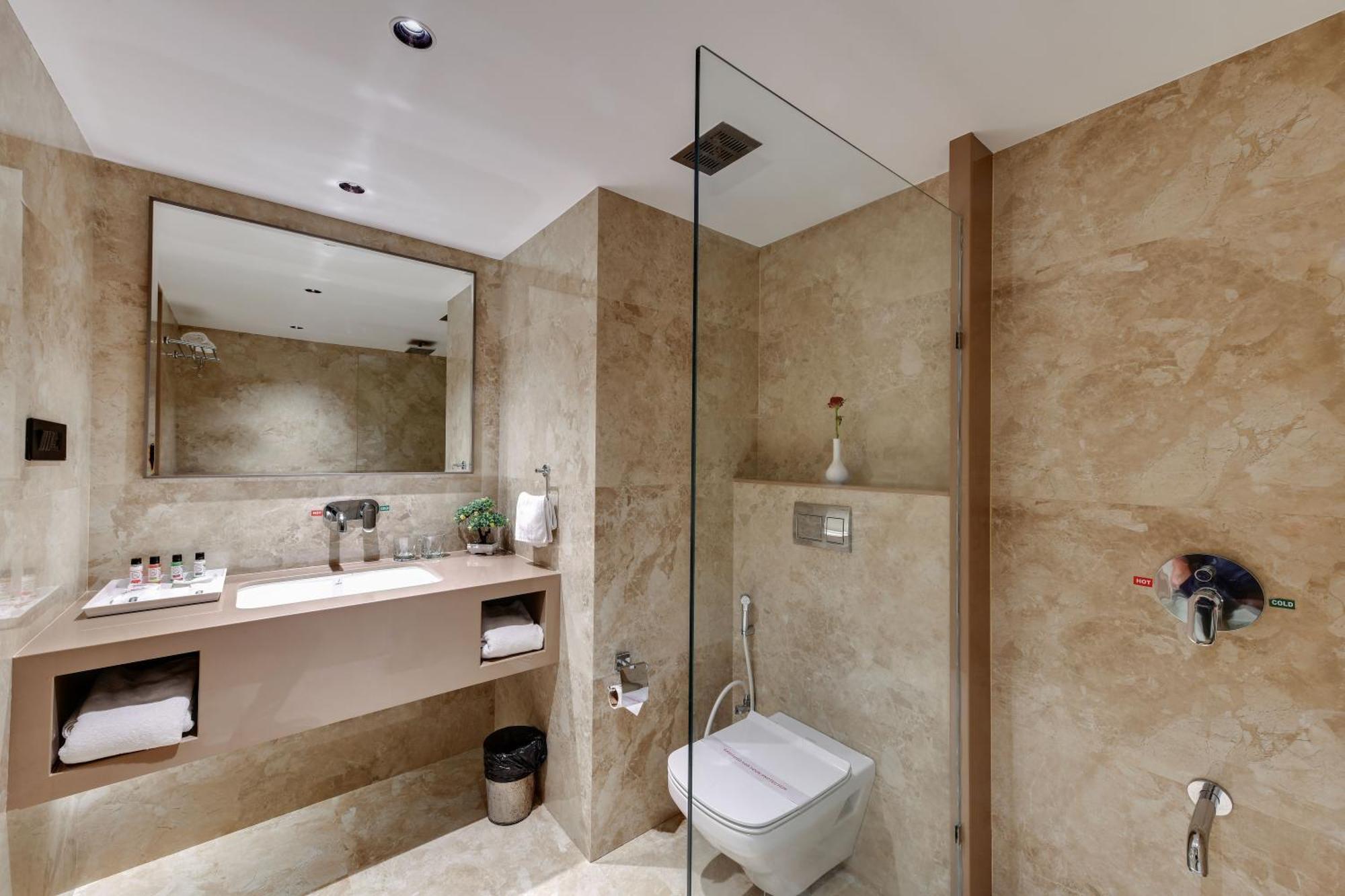 Quality Inn Regency, Nashik Εξωτερικό φωτογραφία